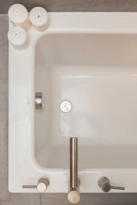 Få dit lækre badekar igen med emaljering af badekar